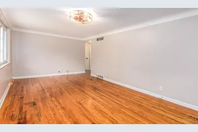 8667 Susanview Lane, Anderson Township, OH 45244 - Photo 7