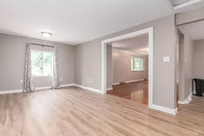 8667 Susanview Lane, Anderson Township, OH 45244 - Photo 9