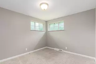 8667 Susanview Ln, Anderson Township, OH 45244 - Photo 17