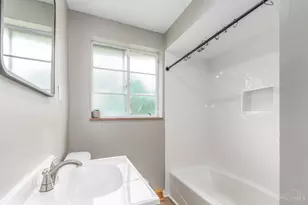 8667 Susanview Ln, Anderson Township, OH 45244 - Photo 19