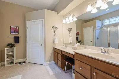 3648 Highland Green, Pierce Township, OH 45245 - Photo 25