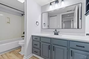 10555 Montgomery Rd, Montgomery, OH 45242 - Photo 21