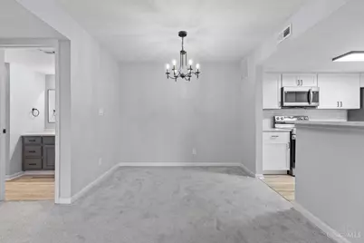 10555 Montgomery Road #5, Montgomery, OH 45242 - Photo 11