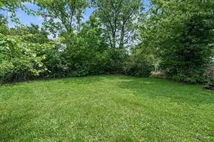 2476 Ambassador Dr, Colerain Township, OH 45231 - Photo 21