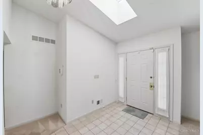 5237 S Eaglesnest Drive, Green Township, OH 45248 - Photo 3