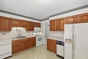5237 S Eaglesnest Dr, Green Township, OH 45248 - Photo 13