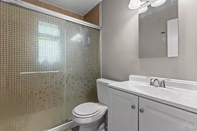 2769 Losantiville Avenue, Cincinnati, OH 45213 - Photo 35