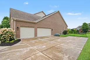 8961 Oakcrest Way, West Chester, OH 45069 - Photo 43