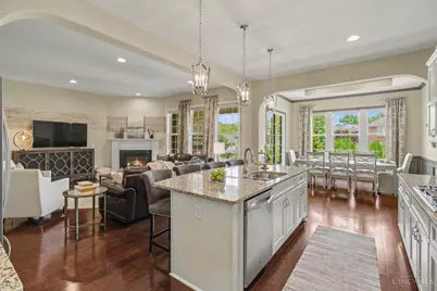 8961 Oakcrest Way, West Chester, OH 45069 - Photo 9