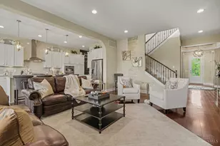 8961 Oakcrest Way, West Chester, OH 45069 - Photo 7