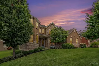 8961 Oakcrest Way, West Chester, OH 45069 - Photo 1