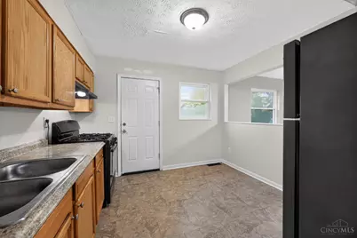 2015 Windmill Way, Springfield Township, OH 45240 - Photo 13
