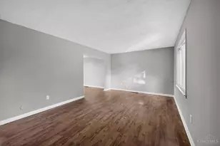 2015 Windmill Way, Springfield Township, OH 45240 - Photo 3