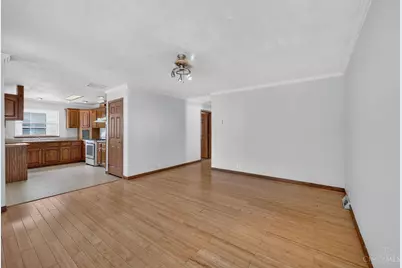 164 W Sixty Sixth Street, Cincinnati, OH 45216 - Photo 5