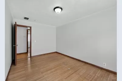 164 W Sixty Sixth Street, Cincinnati, OH 45216 - Photo 23