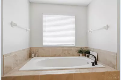 6741 Kings River Court, Liberty Township, OH 45044 - Photo 37