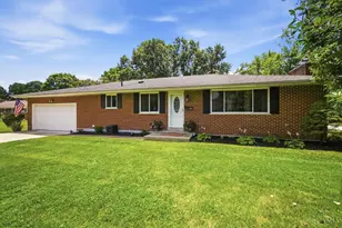 205 Parker Dr, Springboro, OH 45066 - Photo 1