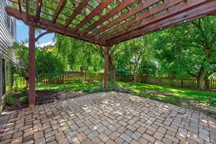 218 Heffron Cir, Hamilton Township, OH 45039 - Photo 53