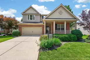 218 Heffron Cir, Hamilton Township, OH 45039 - Photo 1