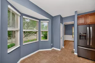 218 Heffron Cir, Hamilton Township, OH 45039 - Photo 13