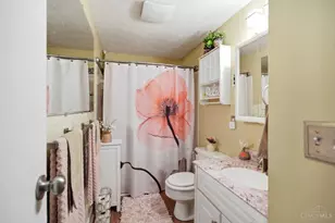 5855 Winchester Dr, Miami Township, OH 45150 - Photo 17
