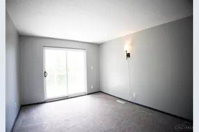 101 Highridge Court, Franklin, OH 45005 - Photo 9