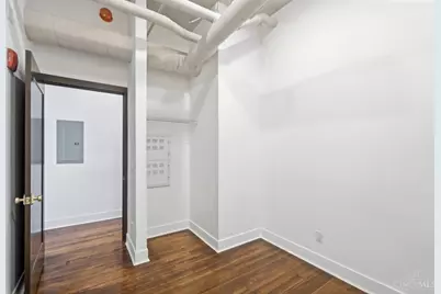 607 Main Street #9, Cincinnati, OH 45202 - Photo 17