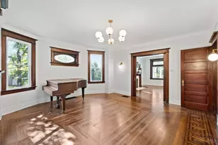 1028 Valley Ln, Cincinnati, OH 45229 - Photo 11