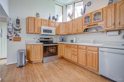 362 Glen Oaks Drive, Delhi Township, OH 45238 - Photo 15