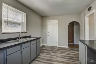 1286 Quebec Rd, Cincinnati, OH 45205 - Photo 7