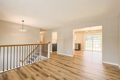 4954 Bell Avenue, Blue Ash, OH 45242 - Photo 9