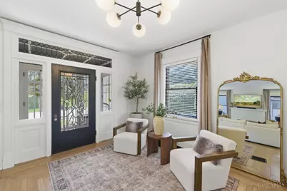 2486 Observatory Avenue, Cincinnati, OH 45208 - Photo 5