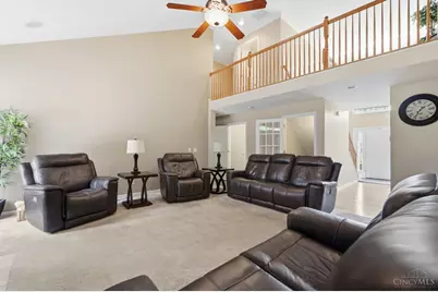 858 Trappers Crossing, Miami Township, OH 45150 - Photo 3