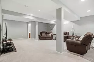 858 Trappers Xing, Miami Township, OH 45150 - Photo 35