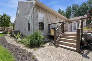 858 Trappers Xing, Miami Township, OH 45150 - Photo 17