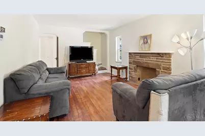 1063 Oak Avenue, Wyoming, OH 45215 - Photo 5