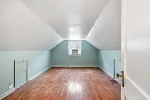 1063 Oak Ave, Wyoming, OH 45215 - Photo 13
