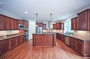 6404 Birch Creek Dr, Miami Township, OH 45140 - Photo 13