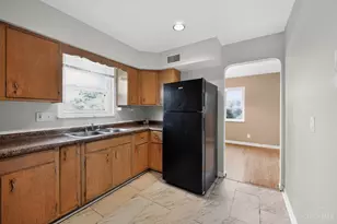 11410 Pippin Rd, Cincinnati, OH 45231 - Photo 13