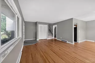 11410 Pippin Rd, Cincinnati, OH 45231 - Photo 9
