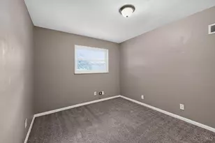 11410 Pippin Rd, Cincinnati, OH 45231 - Photo 17