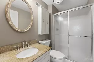 955 Woodlyn Dr N, Anderson Township, OH 45230 - Photo 21
