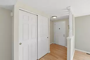 955 Woodlyn Dr N, Anderson Township, OH 45230 - Photo 3