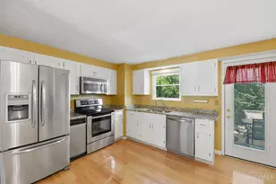 955 Woodlyn Dr N, Anderson Township, OH 45230 - Photo 9