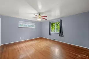 3044 Coral Park Dr, Cincinnati, OH 45211 - Photo 15