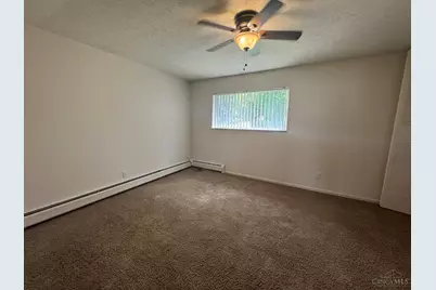 4438 Hamilton Avenue #4, Cincinnati, OH 45223 - Photo 5