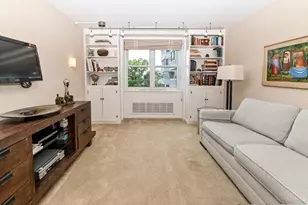2444 Madison Rd, Cincinnati, OH 45208 - Photo 25