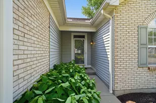 7743 Crystal Cove Pointe, Hamilton Township, OH 45039 - Photo 9
