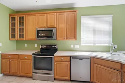 7743 Crystal Cove Pointe, Hamilton Township, OH 45039 - Photo 5
