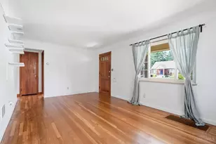 1975 S Lynndale Ave, Cincinnati, OH 45231 - Photo 3